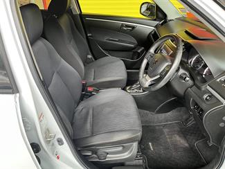 2010 Suzuki Swift - Thumbnail