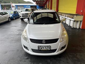 2010 Suzuki Swift - Thumbnail