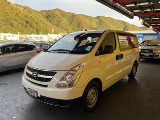 2015 Hyundai Iload - Thumbnail