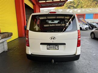 2015 Hyundai Iload - Thumbnail