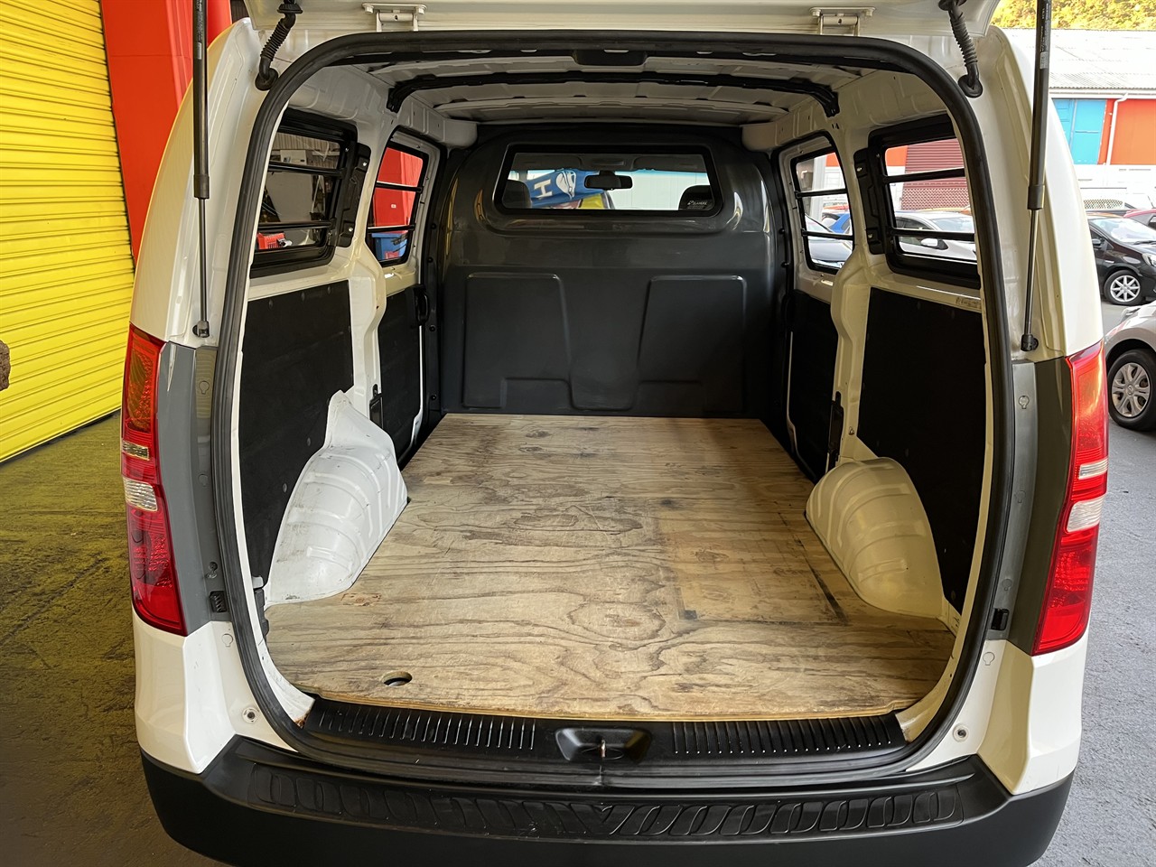 2015 Hyundai Iload