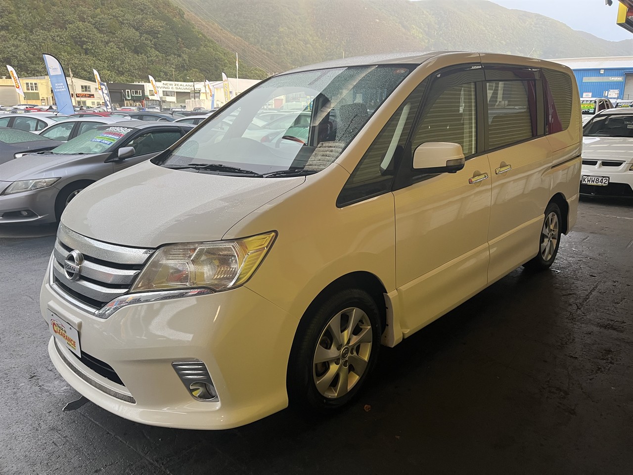 2012 Nissan Serena