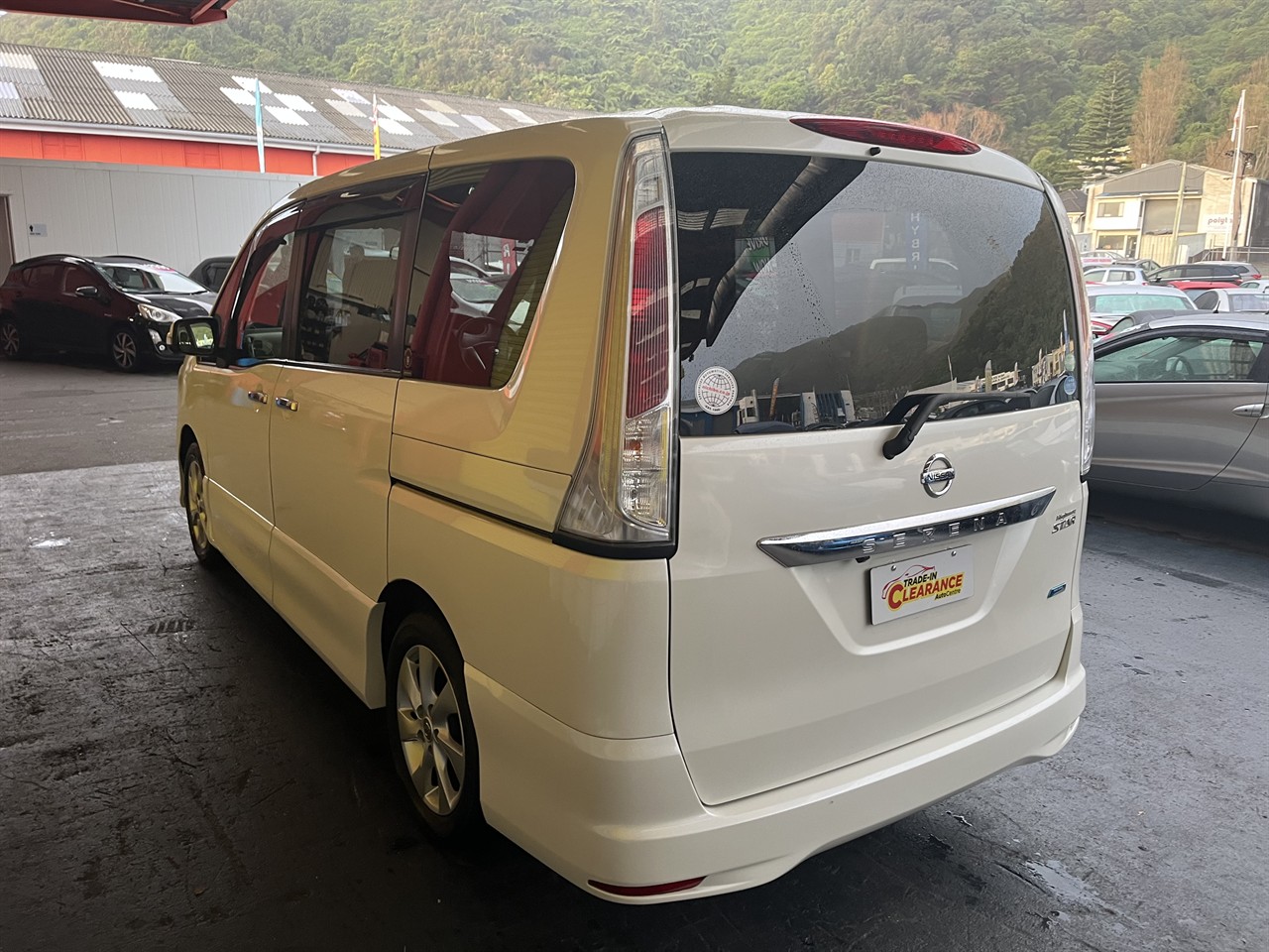 2012 Nissan Serena