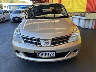 2012 Nissan Tiida - Thumbnail
