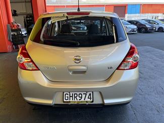 2012 Nissan Tiida - Thumbnail