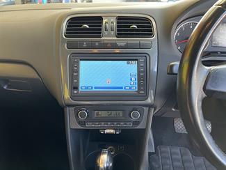 2010 Volkswagen Polo - Thumbnail