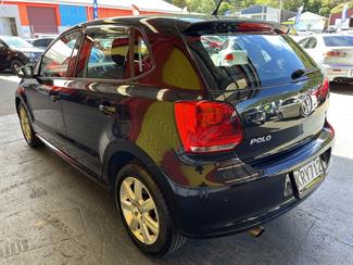 2010 Volkswagen Polo - Thumbnail
