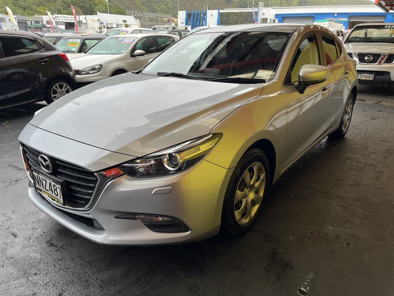 2018 Mazda Axela