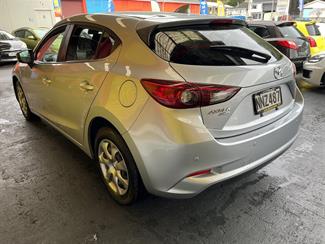 2018 Mazda Axela - Thumbnail