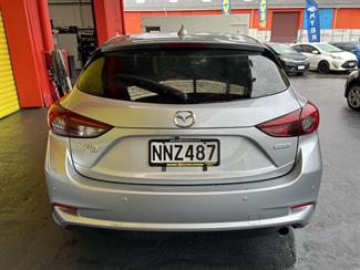 2018 Mazda Axela - Thumbnail