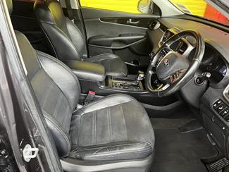 2018 Kia Sorento - Thumbnail