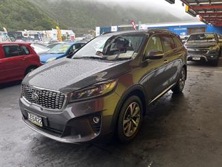 2018 Kia Sorento - Thumbnail