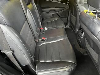 2018 Kia Sorento - Thumbnail