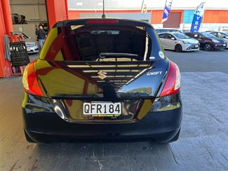 2013 Suzuki Swift - Thumbnail