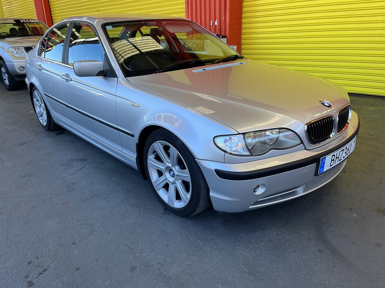 2003 BMW 330I
