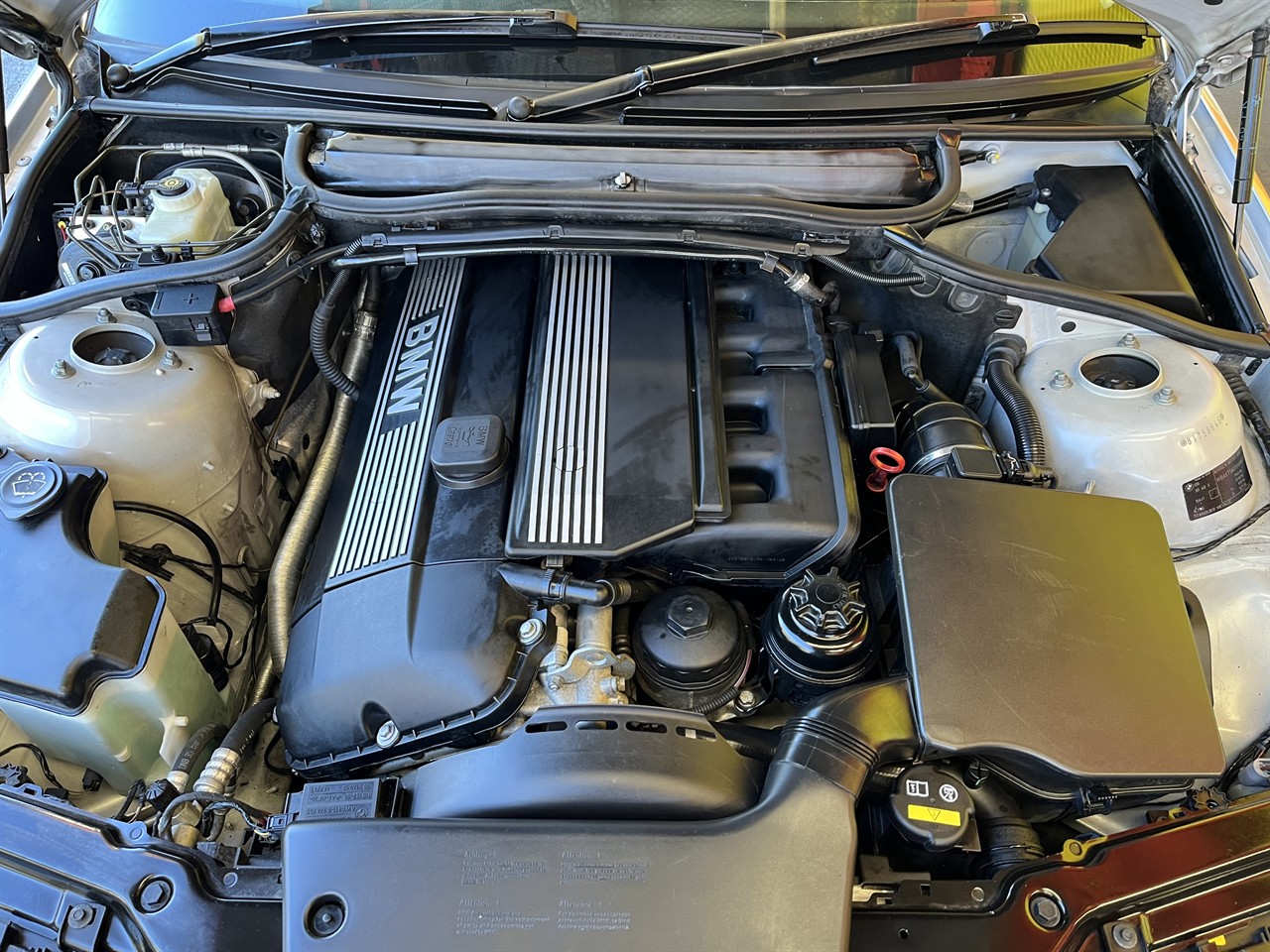 2003 BMW 330I