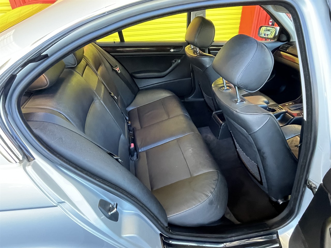 2003 BMW 330I
