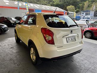 2016 Ssangyong Korando - Thumbnail