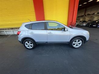 2007 Nissan Dualis - Thumbnail