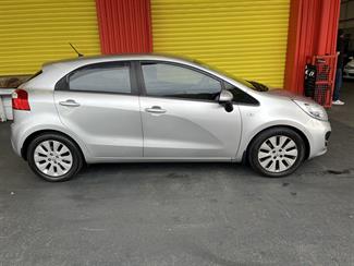 2012 Kia Rio - Thumbnail