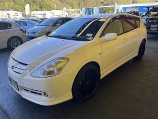 2006 Toyota Caldina - Thumbnail