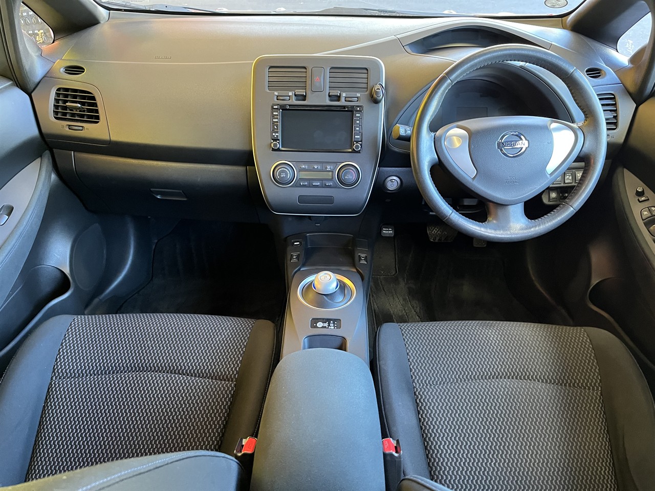 2014 Nissan LEAF