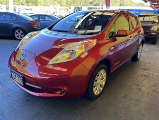 2014 Nissan LEAF - Thumbnail