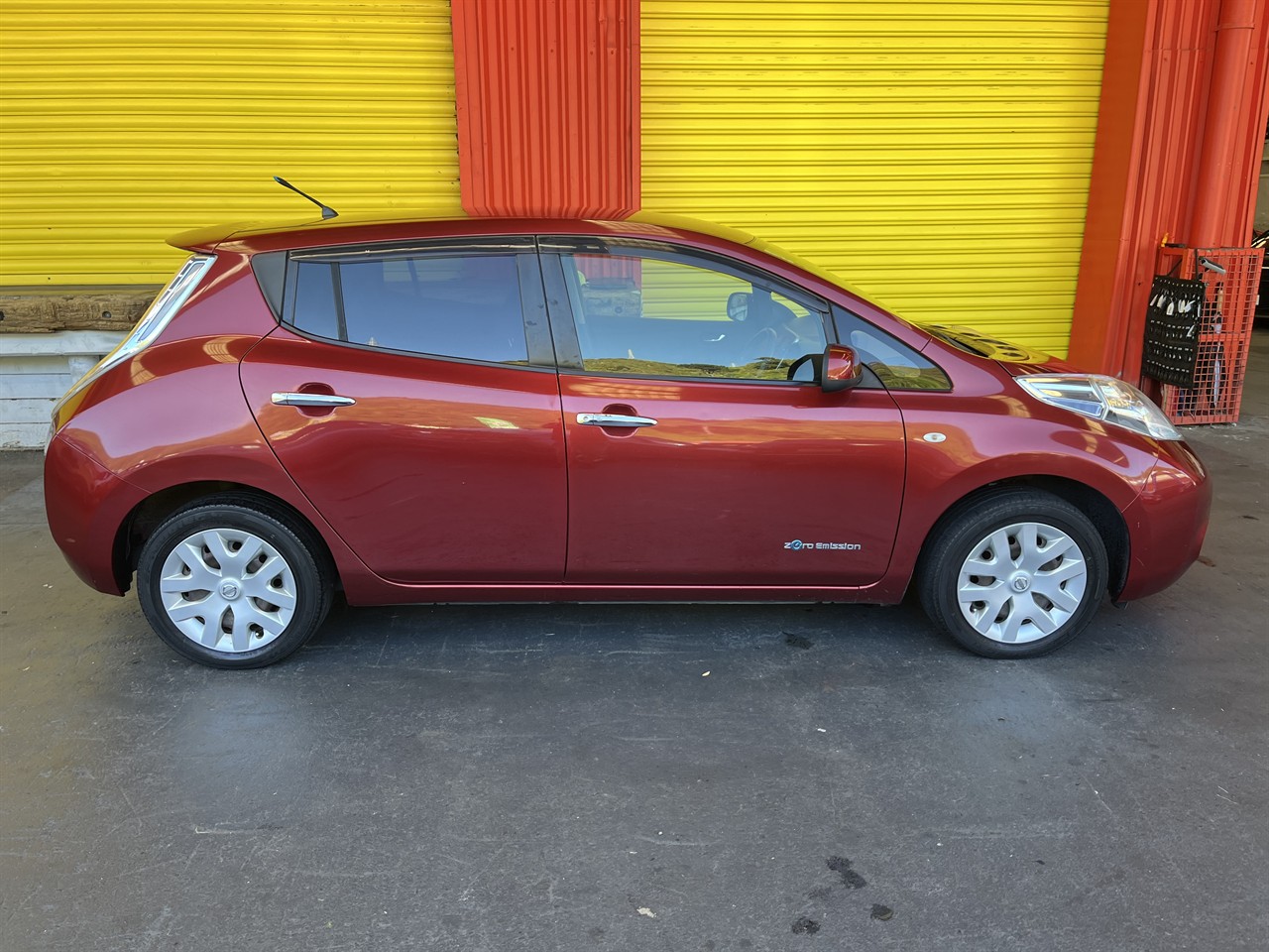 2014 Nissan LEAF