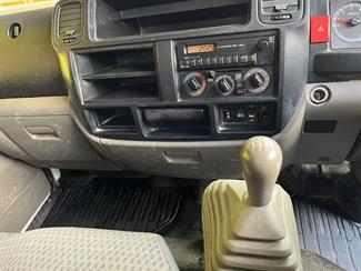 2008 Nissan Atlas - Thumbnail