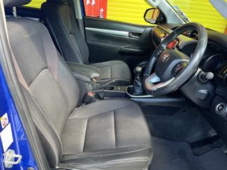 2016 Toyota Hilux - Thumbnail