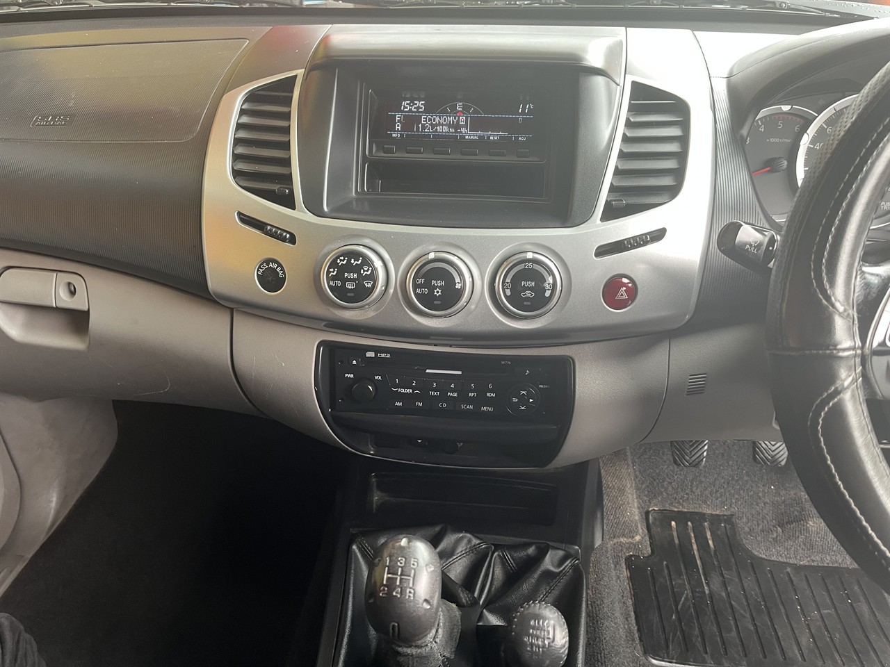 2011 Mitsubishi Triton