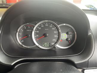 2011 Mitsubishi Triton - Thumbnail