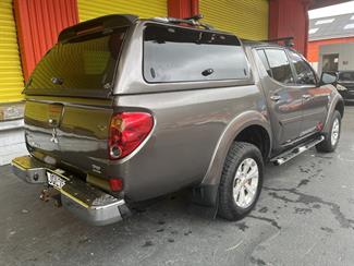2011 Mitsubishi Triton - Thumbnail
