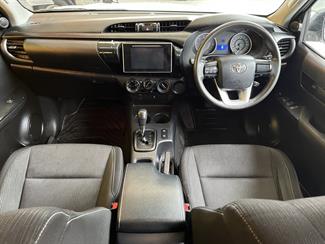 2016 Toyota Hilux - Thumbnail