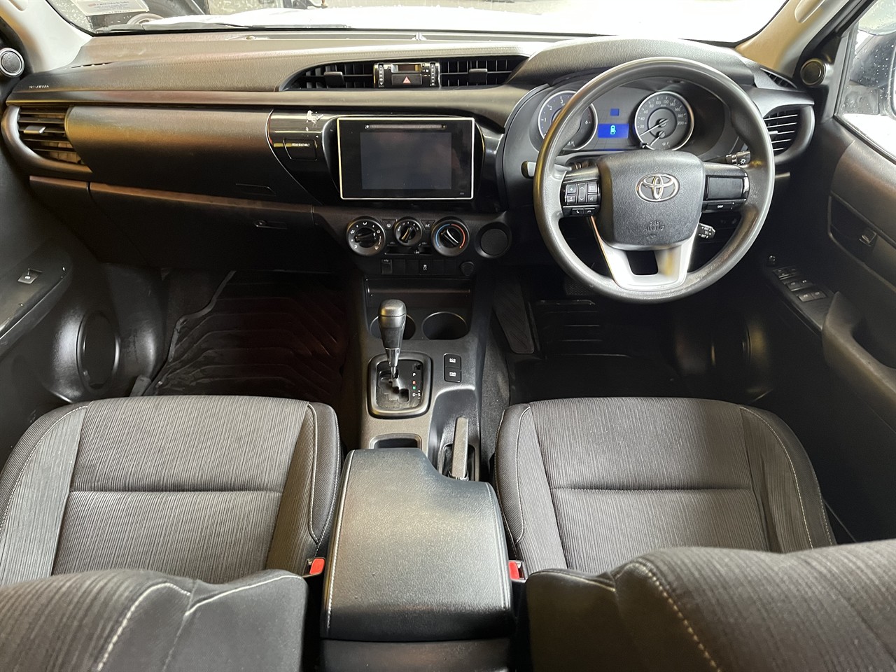 2016 Toyota Hilux