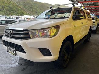 2016 Toyota Hilux - Thumbnail