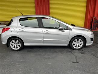 2014 Peugeot 308 - Thumbnail