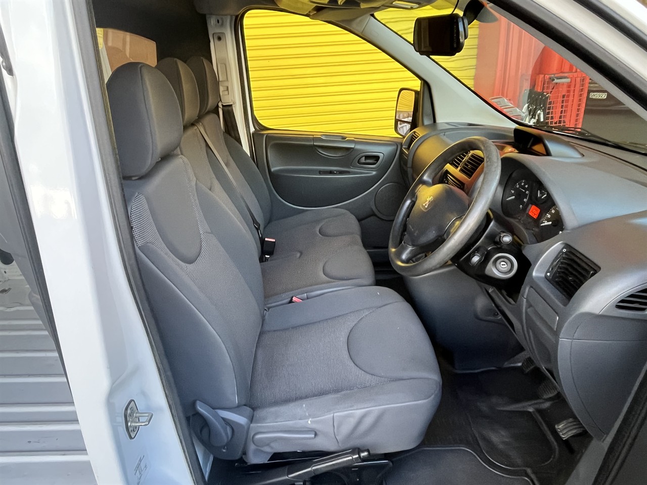 2014 Peugeot Expert