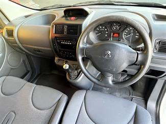 2014 Peugeot Expert - Thumbnail