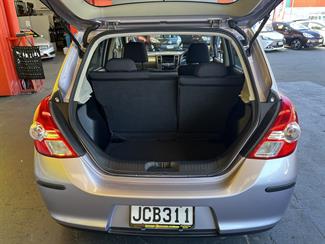 2010 Nissan Tiida - Thumbnail