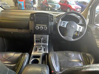 2013 Nissan Navara - Thumbnail