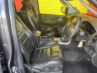 2013 Nissan Navara - Thumbnail