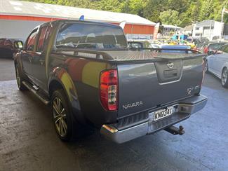 2013 Nissan Navara - Thumbnail