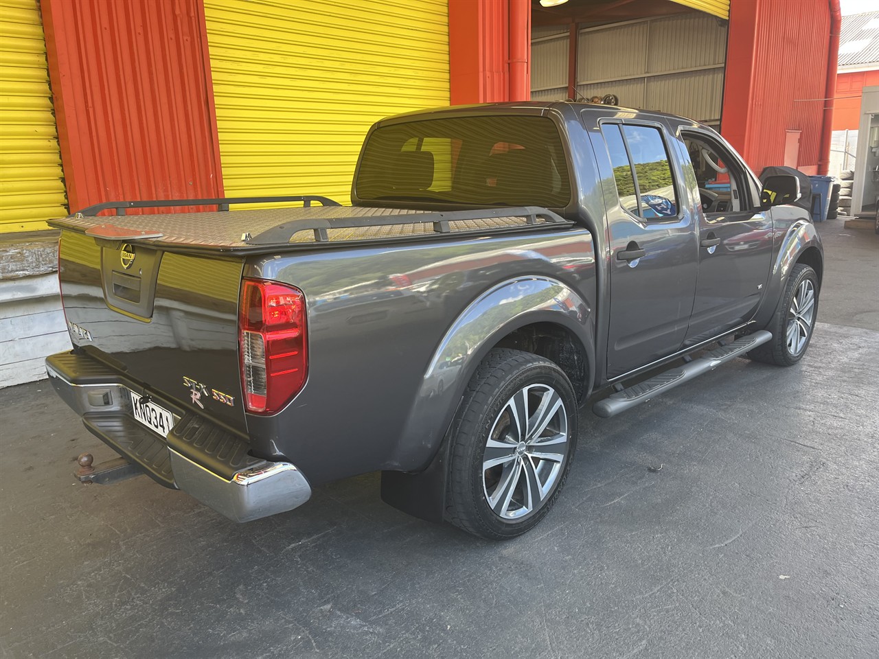 2013 Nissan Navara