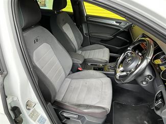 2015 Volkswagen Golf - Thumbnail