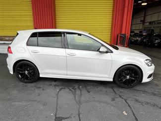 2015 Volkswagen Golf - Thumbnail