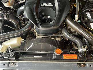 2016 Isuzu D-Max - Thumbnail