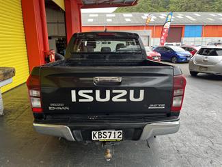 2016 Isuzu D-Max - Thumbnail