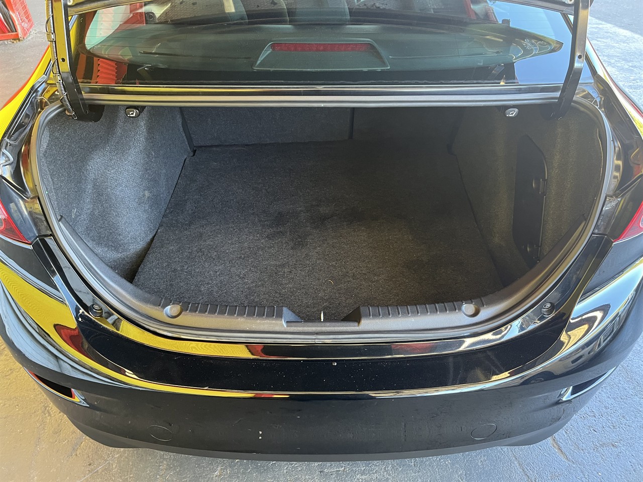 2014 Mazda Axela