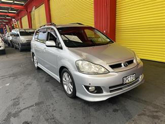2004 Toyota ipsum - Thumbnail